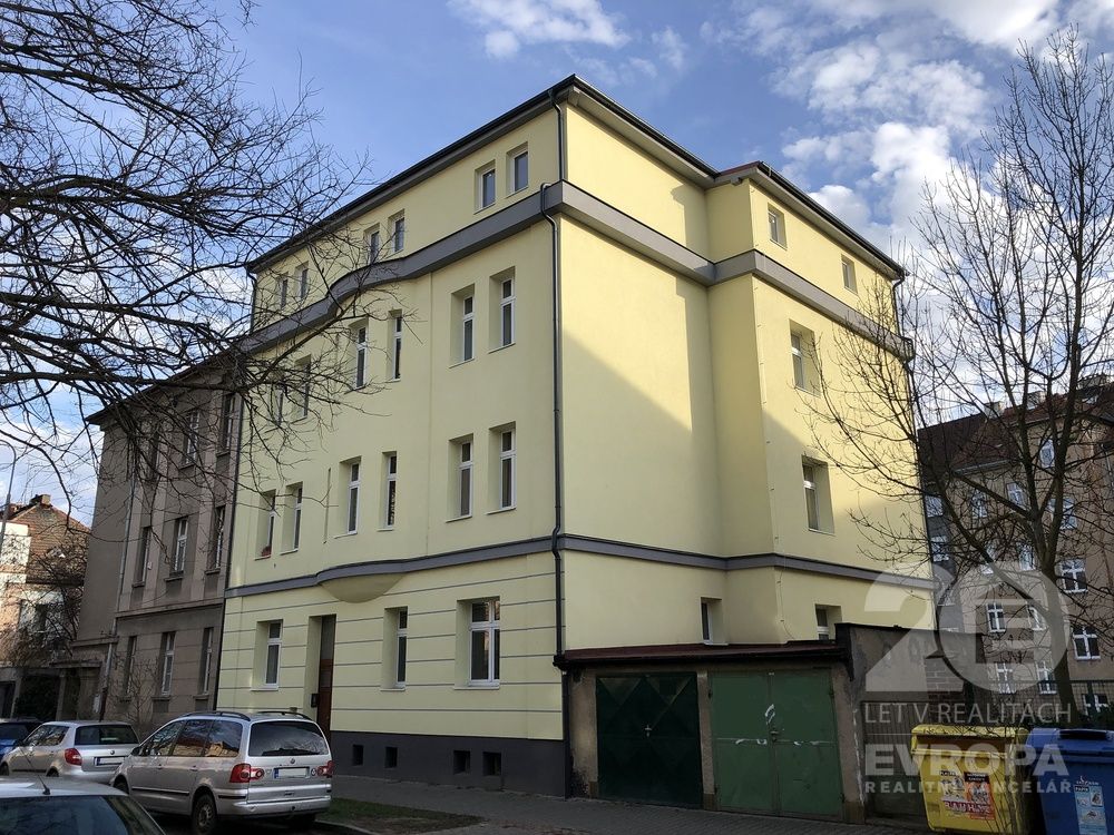 Prodej byt 1+1, 42m2, 4.NP, Pod Záhorskem, Plzeň